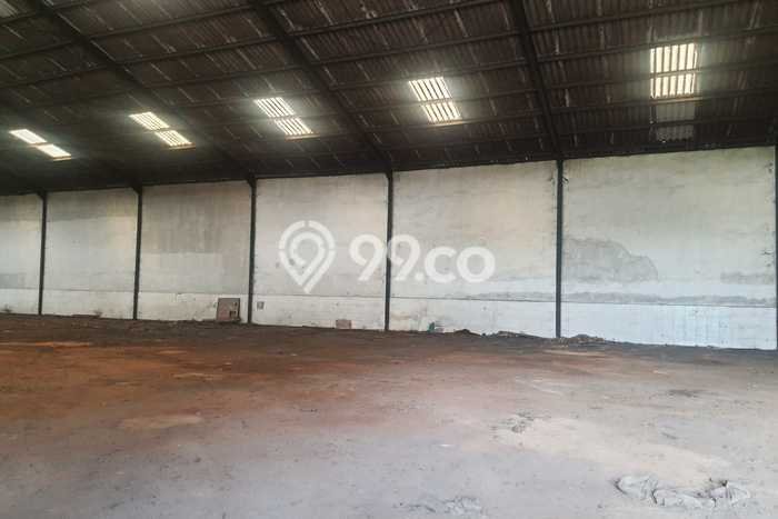 Disewakan Gudang di Manyar Gresik LT 4000m2, LB 2000m2 Disewakan Gudang di Manyar Gresik LT 4000m2, LB 2000m2