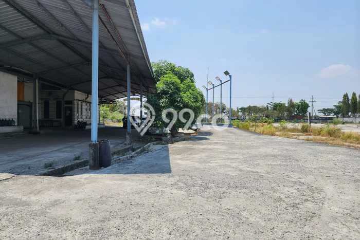 Dijual! Gudang di Lamongan Kota Lamongan LT 55600m2 / LB 10000m2 Kawasan Strategis Dijual! Gudang di Lamongan Kota Lamongan LT 55600m2 / LB 10000m2 Kawasan Strategis
