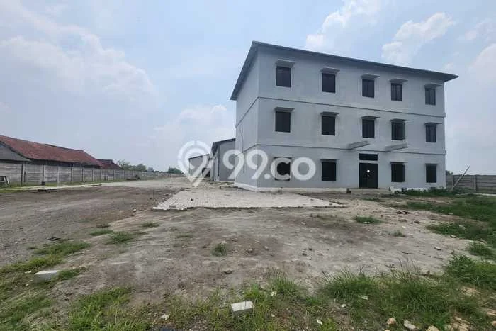 Unit Gudang Dijual di Mojosari Mojokerto 7000m2 Unit Gudang Dijual di Mojosari Mojokerto 7000m2