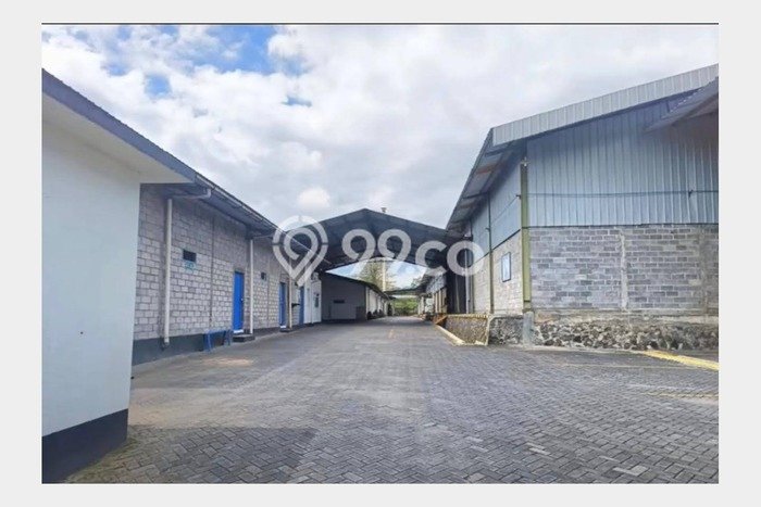 Pabrik Bagus Dijual LB 13018m2 Lokasi Strategis Salatiga Area Cocok untuk Bisnis Pabrik Bagus Dijual LB 13018m2 Lokasi Strategis Salatiga Area Cocok untuk Bisnis