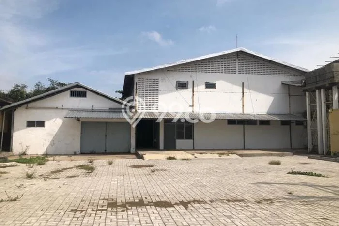 Gudang Dijual di Lawang Malang dengan Luas Bangunan 3000m2 Gudang Dijual di Lawang Malang dengan Luas Bangunan 3000m2
