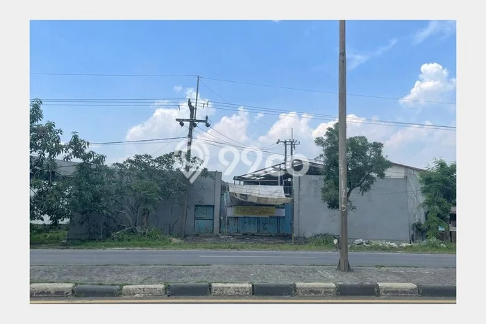 Unit Pabrik Dijual di Krian Sidoarjo Luas Bangunan 2594m2 Unit Pabrik Dijual di Krian Sidoarjo Luas Bangunan 2594m2
