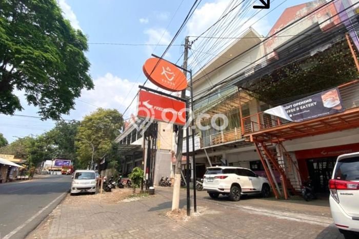 Ruko Dijual di Prime Area Malang Luas 300m2 Ruko Dijual di Prime Area Malang Luas 300m2