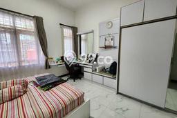 For Sale! Luxury House LT 180m2 Desain Elegan di Buah Batu For Sale! Luxury House LT 180m2 Desain Elegan di Buah Batu