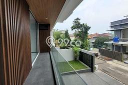 Rumah Luxury Modern Tanpa Renovasi di Setra Duta Bandung Rumah Luxury Modern Tanpa Renovasi di Setra Duta Bandung