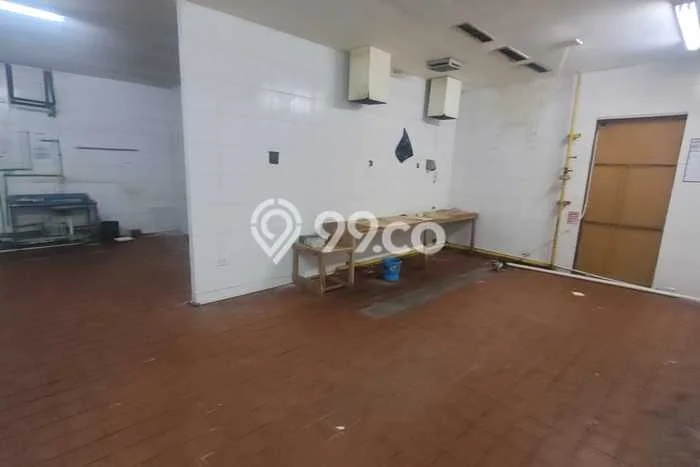 Area Ramai! Komersial Dijual di Riau untuk Bisnis Luas Bangunan 400m2 Area Ramai! Komersial Dijual di Riau untuk Bisnis Luas Bangunan 400m2