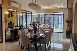 Rumah Luxury Modern Tanpa Renovasi di Kota Baru Parahyangan Bandung Rumah Luxury Modern Tanpa Renovasi di Kota Baru Parahyangan Bandung