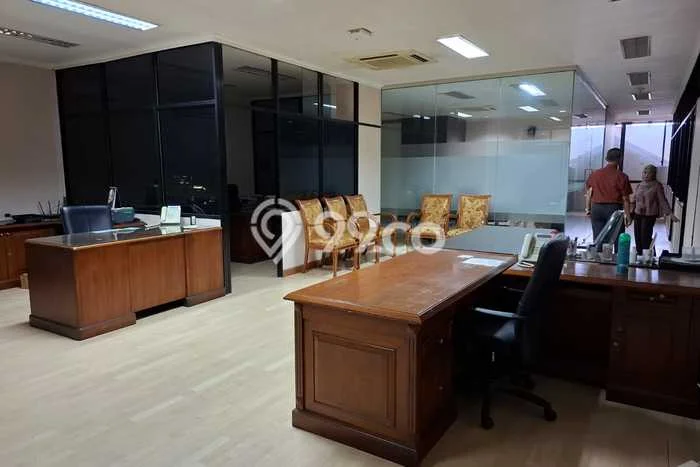 Kantor bagus disewakan di Gambir Jakarta Pusat dengan LB 1969m2 harga sewa terbaik Kantor bagus disewakan di Gambir Jakarta Pusat dengan LB 1969m2 harga sewa terbaik
