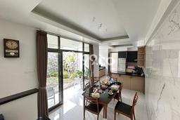 Rumah Luxury Modern Siap Huni di Setiabudi Bandung Rumah Luxury Modern Siap Huni di Setiabudi Bandung