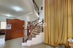 Dijual Rumah Premium dengan Fasilitas Sekitar Komplit di Batununggal, Bandung Dijual Rumah Premium dengan Fasilitas Sekitar Komplit di Batununggal, Bandung