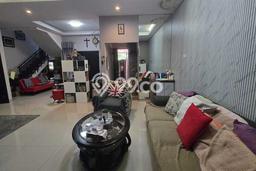 Rumah Eksklusif Siap Huni LT 198m2 di Lengkong, Bandung Rumah Eksklusif Siap Huni LT 198m2 di Lengkong, Bandung