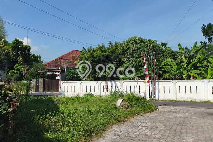 Tanah untuk Dijual Lokasi Sleman, Sleman Luas 180m2 SHM Tanah untuk Dijual Lokasi Sleman, Sleman Luas 180m2 SHM