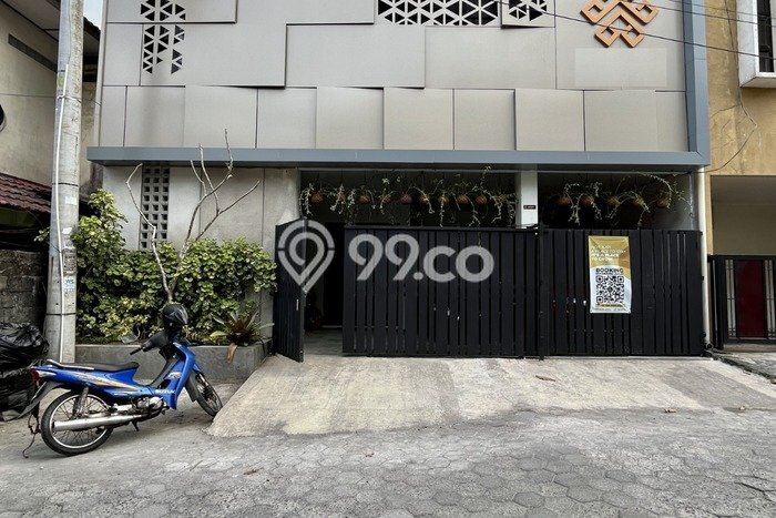 Unit Kost Dijual di Sleman dengan 15 Kamar Tidur & Luas Bangunan 300m2 Unit Kost Dijual di Sleman dengan 15 Kamar Tidur & Luas Bangunan 300m2