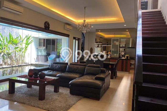 Rumah Luxury Modern Siap Huni di Mekar Wangi Bandung Rumah Luxury Modern Siap Huni di Mekar Wangi Bandung