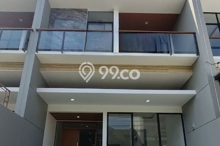 Hunian Mewah LB 208m2 Siap Huni Desain Elegan di Mekar Wangi, Bandung Hunian Mewah LB 208m2 Siap Huni Desain Elegan di Mekar Wangi, Bandung
