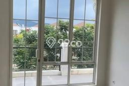 Dijual Rumah Mewah Elegan Dengan View Cantik di Podomoro Park Bandung, Bandung Dijual Rumah Mewah Elegan Dengan View Cantik di Podomoro Park Bandung, Bandung