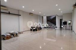 Hunian Elit LB 525m2 Siap Pakai Desain Elegan di Wastukencana, Bandung Hunian Elit LB 525m2 Siap Pakai Desain Elegan di Wastukencana, Bandung