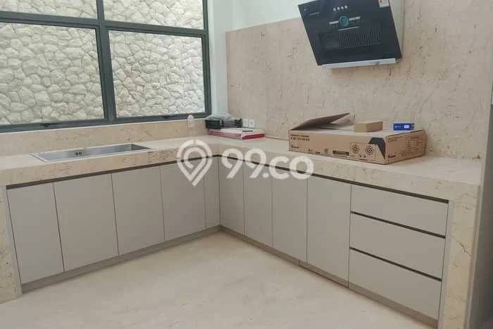 Rumah Elit LB 209m2 Siap Huni Desain Elegan di Setra Duta, Bandung Rumah Elit LB 209m2 Siap Huni Desain Elegan di Setra Duta, Bandung