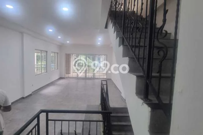 Ruko Disewakan Cepat di Grogol Petamburan Jakarta Barat LB 300m2 Ruko Disewakan Cepat di Grogol Petamburan Jakarta Barat LB 300m2