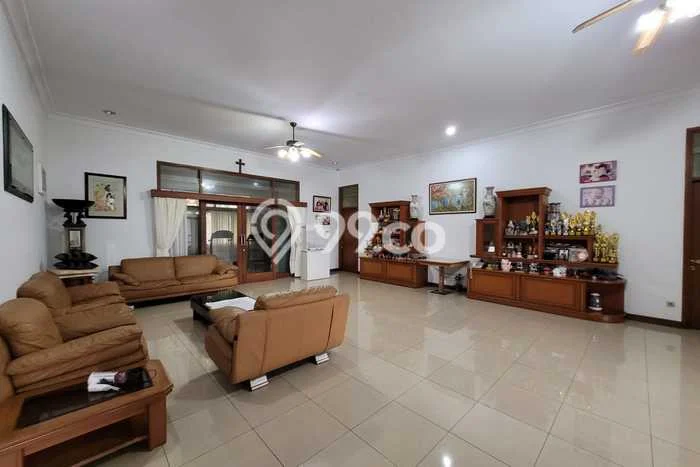 For Sale! Luxury House LT 2295m2 Desain Modern di Setiabudi For Sale! Luxury House LT 2295m2 Desain Modern di Setiabudi