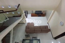 For Sale! Luxury House LT 242m2 Desain Elegan di Riau For Sale! Luxury House LT 242m2 Desain Elegan di Riau