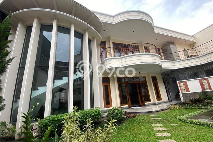 Hot Offer Hunian Premium Ideal dan Luas di Batununggal, Bandung Hot Offer Hunian Premium Ideal dan Luas di Batununggal, Bandung