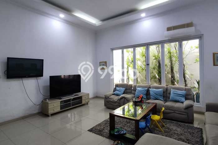 Siap Huni Rumah Mewah 5 Kamar di Bandung Kulon Dekat ke Mana Pun Siap Huni Rumah Mewah 5 Kamar di Bandung Kulon Dekat ke Mana Pun