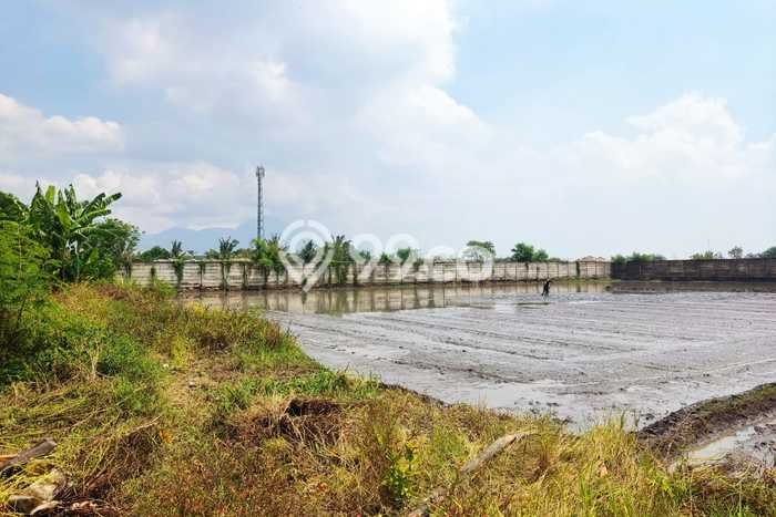 Lahan Dijual Lokasi Strategis di Bandung dengan Luas 4250m2 Lahan Dijual Lokasi Strategis di Bandung dengan Luas 4250m2