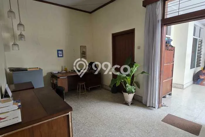 Unit Komersial Tersedia di Pajajaran Spesifikasi LB 370m2 Unit Komersial Tersedia di Pajajaran Spesifikasi LB 370m2