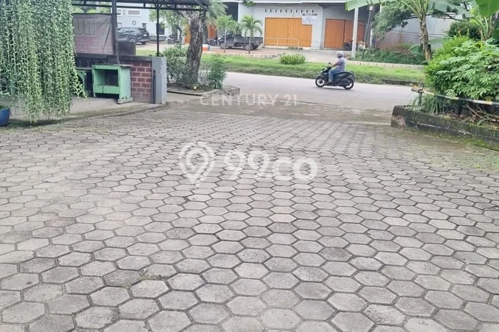 Sewa Tanah Tanah Kawasan , Luas 715m2m², Akses Bagus Sewa Tanah Tanah Kawasan , Luas 715m2m², Akses Bagus