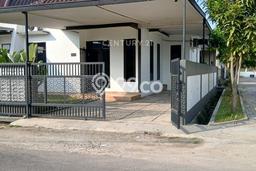 Rumah Berkualitas dengan Luas Tanah 148m2m² di Lingkungan Asri Jombang, Cilegon Rumah Berkualitas dengan Luas Tanah 148m2m² di Lingkungan Asri Jombang, Cilegon
