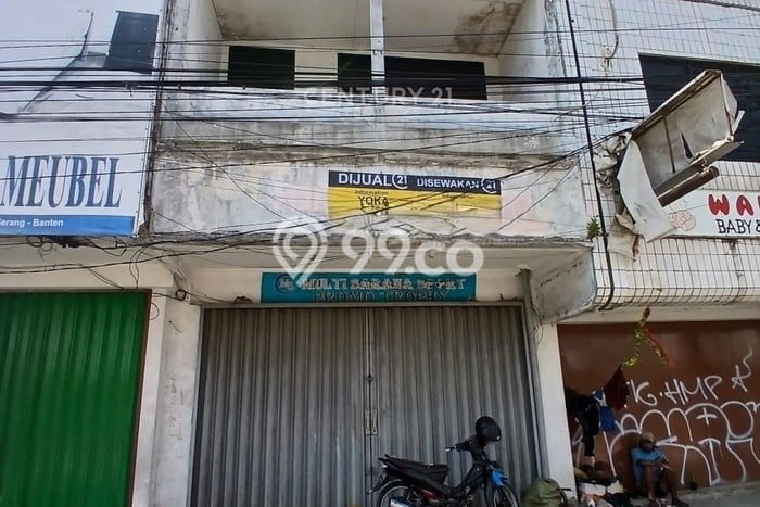 Ruko untuk Disewa di Pusat Serang Luas Bangunan 192m2 Ruko untuk Disewa di Pusat Serang Luas Bangunan 192m2