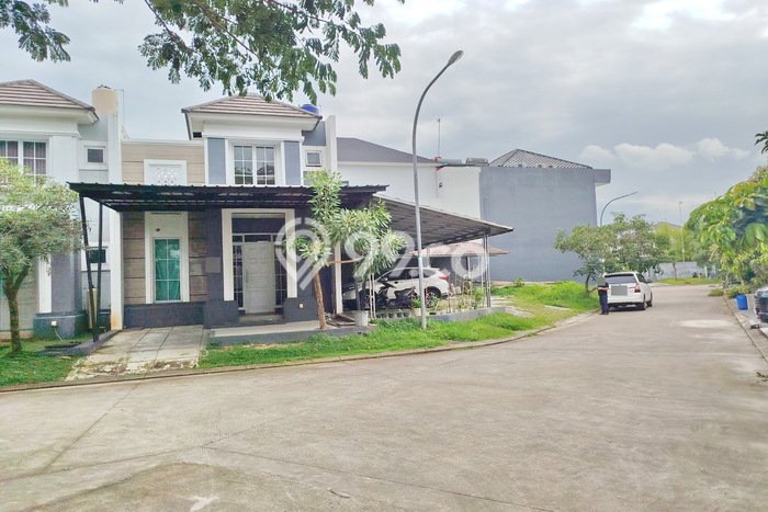 Rumah Elit Modern Tanpa Renovasi di Ciracas Serang Rumah Elit Modern Tanpa Renovasi di Ciracas Serang