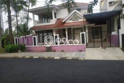 Rumah Asri di Komplek Villa Bintaro Regency Rumah Asri di Komplek Villa Bintaro Regency