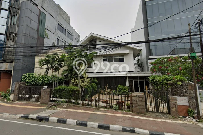 Rumah Mewah LB 483m2 Siap Pakai Desain Elegan di Hasyim Ashari, Jakarta Pusat Rumah Mewah LB 483m2 Siap Pakai Desain Elegan di Hasyim Ashari, Jakarta Pusat