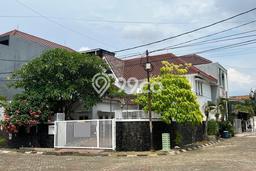 Rumah Elit LB 250m2 Siap Huni Desain Elegan di Bintaro, Tangerang Selatan Rumah Elit LB 250m2 Siap Huni Desain Elegan di Bintaro, Tangerang Selatan
