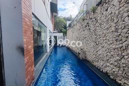 Ready to Use! Luxury House LT 290m2 Desain Modern di Pejaten Ready to Use! Luxury House LT 290m2 Desain Modern di Pejaten