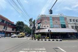 Dijual! Ruko di Ciateul Bandung LT 187m2 / LB 400m2 Kawasan Bisnis Dijual! Ruko di Ciateul Bandung LT 187m2 / LB 400m2 Kawasan Bisnis