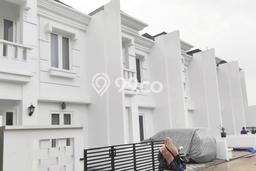 Jual Rumah Favorit Siap Huni LB 100m2 di Duren Sawit, Jakarta Timur Jual Rumah Favorit Siap Huni LB 100m2 di Duren Sawit, Jakarta Timur