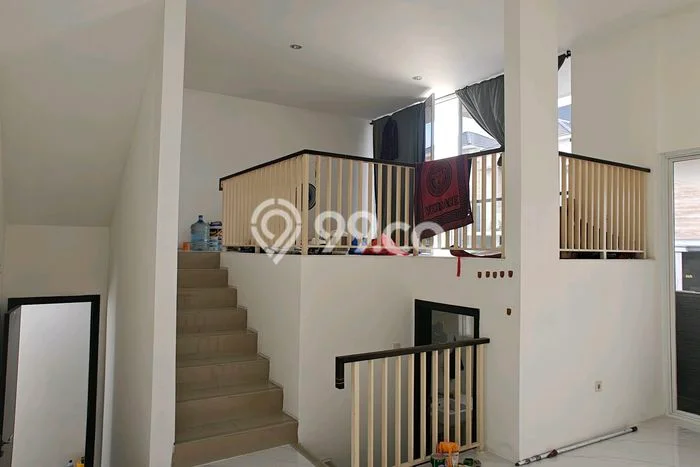 Disewakan! Rumah 2 Kamar Tidur &
2 Kamar Mandi di Citra Garden, Jakarta Barat Disewakan! Rumah 2 Kamar Tidur &
2 Kamar Mandi di Citra Garden, Jakarta Barat