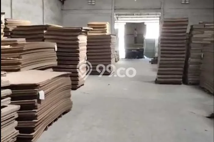 Gudang untuk Disewa di Pusat Tangerang Luas Bangunan 480m2 Gudang untuk Disewa di Pusat Tangerang Luas Bangunan 480m2