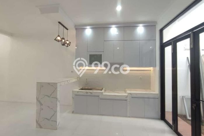 Rumah Minimalis 3 Kamar LT 132m2 di Legenda Wisata Rumah Minimalis 3 Kamar LT 132m2 di Legenda Wisata