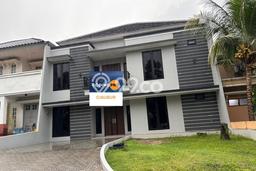 Rumah Elit Modern Tanpa Renovasi di Kota Wisata Bogor Rumah Elit Modern Tanpa Renovasi di Kota Wisata Bogor