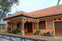 For Sale Rumah 4 Kamar Lokasi Ideal Bagus dan Strategis di Pamulang For Sale Rumah 4 Kamar Lokasi Ideal Bagus dan Strategis di Pamulang
