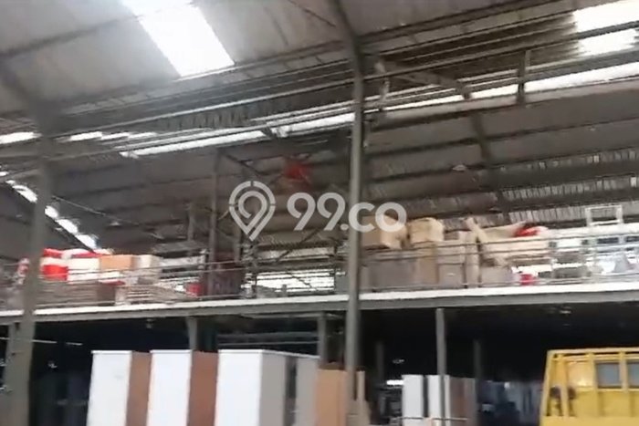 Gudang Area Perdagangan Kawasan Gunung Putri, Luas 1500m2m², Siap Operasi Gudang Area Perdagangan Kawasan Gunung Putri, Luas 1500m2m², Siap Operasi