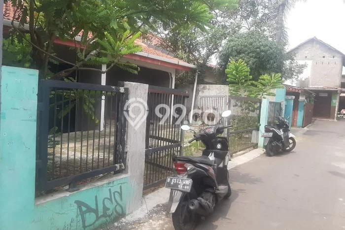 Lokasi strategis! Rumah siap huni dikontrakkan di Ciputat Timur LB 200m2 Lokasi strategis! Rumah siap huni dikontrakkan di Ciputat Timur LB 200m2