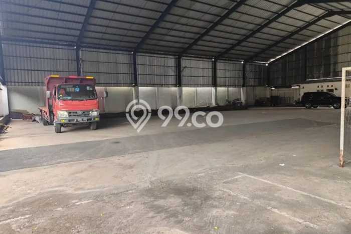 Gudang Disewakan di Area Ramai Ciledug, Tangerang Gudang Disewakan di Area Ramai Ciledug, Tangerang