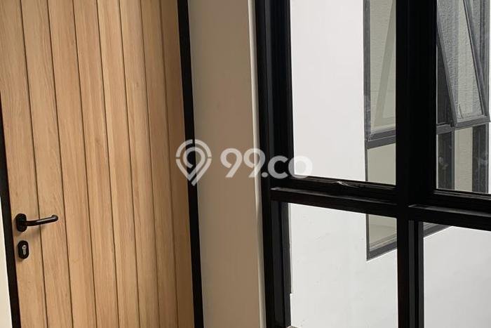 Siap Huni Hunian Elit 5 Kamar di Jagakarsa Dekat ke Mana Pun Siap Huni Hunian Elit 5 Kamar di Jagakarsa Dekat ke Mana Pun