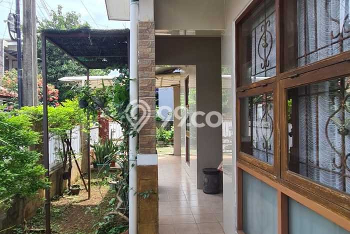 Ready to Use! Premium House LT 294m2 Desain Elegan di Ciganjur Ready to Use! Premium House LT 294m2 Desain Elegan di Ciganjur