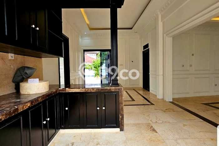 Rumah Luxury Modern Siap Huni di Ciganjur Jakarta Selatan Rumah Luxury Modern Siap Huni di Ciganjur Jakarta Selatan